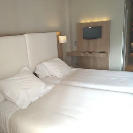 Lagos Nature Hotel 3*
