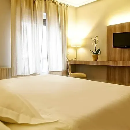 Lagos Nature Hotel Onís