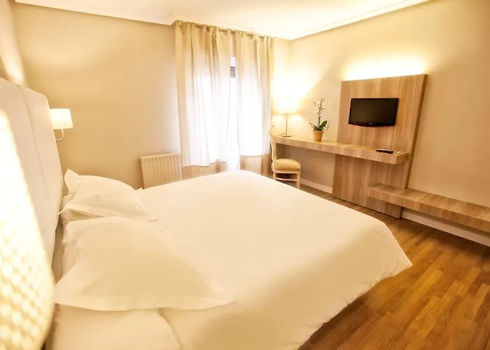 Lagos Nature 3* Onís